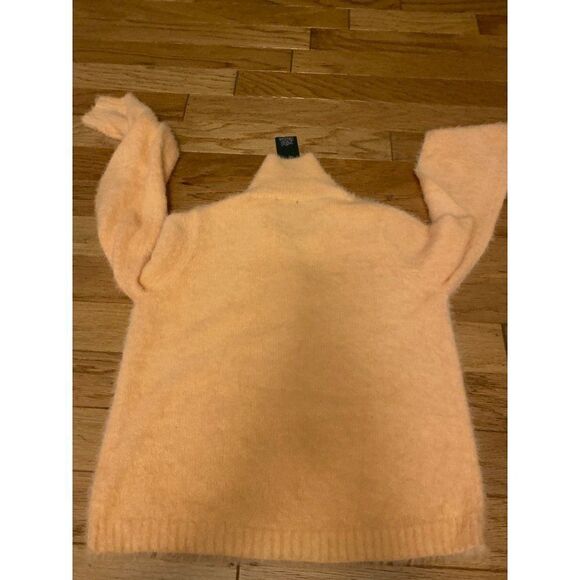 NWT Wild Fable, women’s pale orange soft long sleeve collared cropped sweater sm - Picture 7 of 9